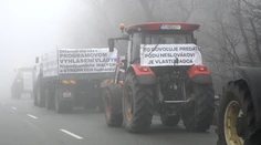 Jeden protest za druhým. K autodopravcom sa na východe pridali nespokojní farmári a lesníci