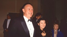 Nové informácie o úmrtí Genea Hackmana a jeho manželky: Pitva ukázala, že nezomreli na otravu oxidom uhoľnatým