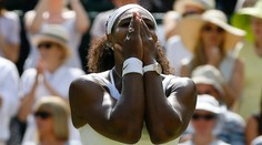 Serena Williamsová a Fabio Fognini s pokutami na Wimbledone