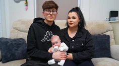 Absurdná kauza v Británii. Matrika omylom zaregistrovala novorodené dievčatko ako chlapca, chybu odmietajú zmeniť