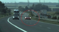 Na Ferrari sa rútil po diaľnici 240 km/h. Zaplatil pokutu a šiel ďalej