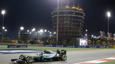 Rosberg zvíťazil v Bahrajne systémom štart-cieľ