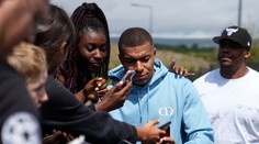 Priblížili sa k dohode? Kylian Mbappé sa vrátil do hlavného tímu PSG a zapojil sa do tréningu
