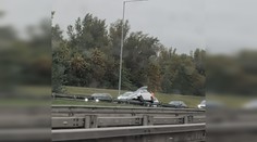 Na cestách v Bratislave a okolí kolabovala doprava, vodiči hlásili dlhé zdržania