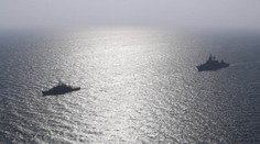 Nezvyčajná scéna z vôd sporného súostrovia: Čínska vojnová loď naháňala ruskú fregatu, Japonci podali protest