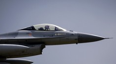 Kyjev stráži medzinárodná letka. Stíhačky F-16 pilotované veteránmi z Holandska a USA zohrávajú kľúčovú úlohu