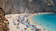 Grécko sprísňuje pravidlá na plážach. Pokuty hrozia aj za zdanlivo neškodné aktivity