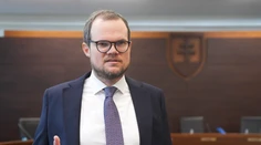 Rezort Šutaja Eštoka podal sťažnosť na Petra Kubinu. Advokát hovorí o zastrašovaní