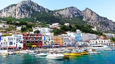 Koniec pouličných predavačov? Obľúbená destinácia zavádza nové prísne pravidlá