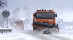 Môžete predbehnúť sypač? Pravidlá, ktoré by mal poznať každý vodič (+ FOTO)