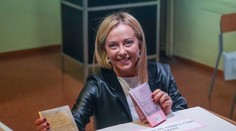 Nová talianska premiérka sľubuje, že jej pravicová vláda bude prozápadná