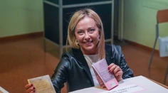Nová talianska premiérka sľubuje, že jej pravicová vláda bude prozápadná