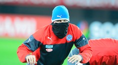 Škrtel berie antibiotiká, ale chce hrať za Slovensko