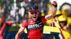 Piatu etapu vyhral van Avermaet, Sagan prišiel o žltý dres