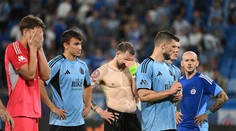 Radosť cez slzy? Slovan stihol pred vypadnutím zarobiť fanúšikovi poriadny balík