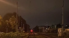 V Petržalke neprežil muž zrážku s vlakom. Údajne sa po koľajniciach pohyboval po štyroch