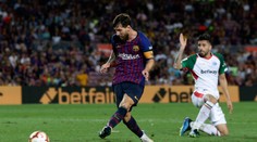 Messi sa proti Alavesu blysol dvoma gólmi, Barcelona pohodlne vyhrala