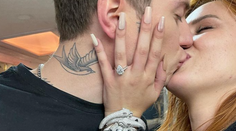 Nestráca čas. Herečka (23) sa zasnúbila