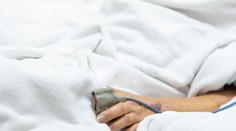 Lekári dvakrát chybne určili diagnózu. Dievčatko takmer zabilo vzácne ochorenie