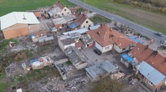 Rodičia majú strach o deti: Dve dievčatá napadli cestou zo školy chlapci z osady v Kozárovciach