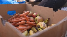 Potravinová pomoc zachraňuje životy po celom Slovensku. Strávili sme deň s dobrovoľníkmi