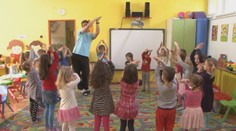 Že muži nepatria do škôlky? Roman rúca stereotypy