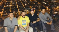 Turisti sa vydesili na smrť: Praskla pod nimi sklenená vyhliadka