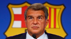 Prokuratúra oficiálne obvinila Barcelonu z kupovania rozhodcov. Prezident klubu zúri