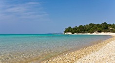 Tragédia v známom letovisku. Dievča zasiahol na pláži blesk