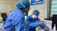 V Číne prudko stúpajú prípady covidu. Krajina prestane zverejňovať každodenné údaje