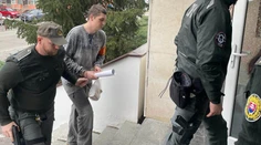 Najskôr ju požiadal o ruku, potom útočil sekerou. Pojednávanie s útočníkom z Lednických Rovní odložili