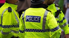 Britská polícia zasahovala v Manchestri proti novodobým otrokárom, oslobodila 17 ľudí