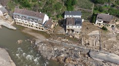 Satelitné zábery: Pred a po katastrofických povodniach v Nemecku