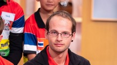 Potápač, ktorý zachraňoval thajských chlapcov z jaskyne, sám uviazol v podzemí