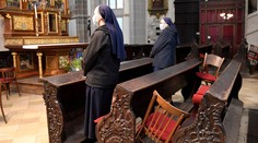 Od pondelka platia nové pravidlá aj pre kostoly. Takto budú fungovať