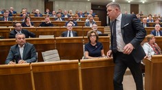 PRIESKUM: Agentúra Focus zisťovala, či by mal o vydaní na väzobné stíhanie poslancov rozhodovať parlament