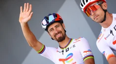 VIDEO: Sagan hviezdou v Singapure. Najskôr spojil sily s Cavendishom, potom vyhral bodovačku