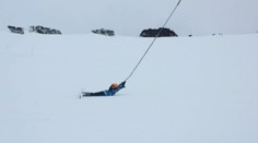 Obarené nohy či primrznuté ruky o auto. Toto sú najkurióznejšie zimné úrazy