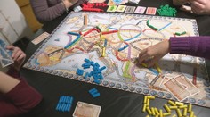 Rozvíjajú logiku aj empatiu. Spoločenské hry sú prospešné pre deti aj dospelých