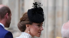 Princezná Kate si pripomenula koniec vojny s ostatnými členmi rodiny. Stavila na dojemný detail
