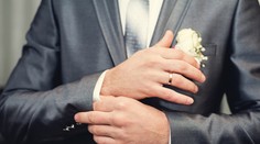 Móda, nemóda, ale ženích by mal byť zladený s nevestou