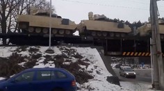 Slovenskom sa presúval vojenský arzenál. Ministerstvo mlčí