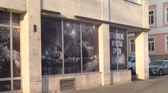 Muž prepadol kasíno v Košiciach pár metrov od policajnej stanice, zmizol s 30-tisíc eurami