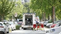 Graz sa spamätáva z masovej streľby. Nikdy by sme nečakali, že by sa tu niečo také mohlo udiať, tvrdí jedna z obyvateliek