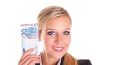 Každý tretí Slovák šetrí na horšie časy