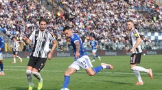 Dosiaľ neporazený Juventus pohorel u outsidera. Z triumfu sa netešil ani Adam Obert