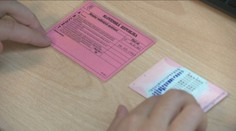 Ružové vodičáky končia už o necelý mesiac. Pri výmene sa však objavil problém