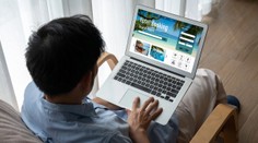 Nezvyčajná pomsta. Nespokojný hosť trikom s rezerváciami pripravil hotel o tisíce eur