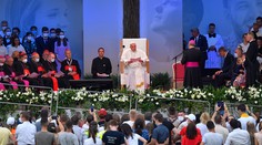 Snívajte o kráse, ktorá je viac než len módne trendy, odkázal pápež mladým v Košiciach