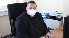 Hlavný hygienik Ján Mikas mal pozitívny výsledok na COVID-19